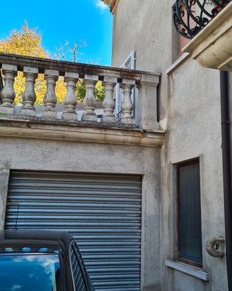 Casa a Bisaccia con affaccio su piazza convento