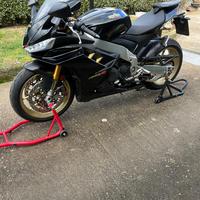 Aprila rsv4
