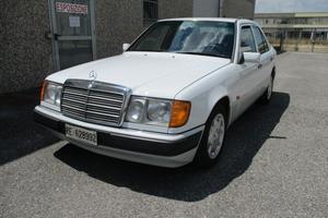 Mercedes-benz 200 E