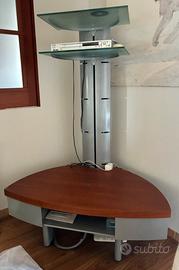 Mobile TV modello Bridge di Cattelan