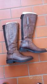 stivali in pelle da donna