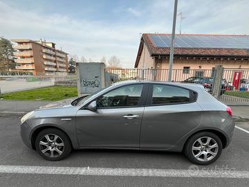 Alfa romeo giulietta 2012