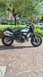 Ducati Scrambler 1100 dark pro