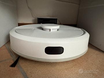 Robot aspira lava pavimenti