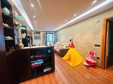 Trilocale+Box Pressi Villa Comunale MAV387