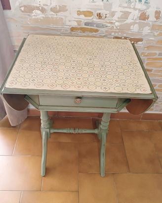 Tavolino a ribalta vintage ricondizionato