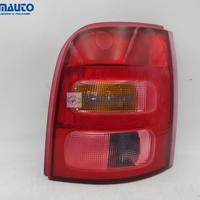 Fanale post dx NISSAN MICRA II (K11) '00