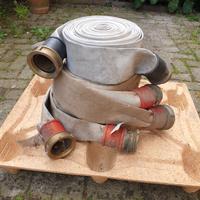 Manichette UNI 70 . Idranti