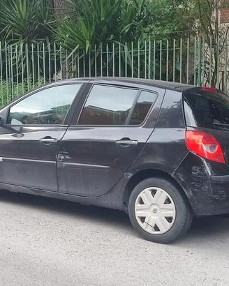 RENAULT Clio 1.5 dCi 85CV 5 porte Le Iene