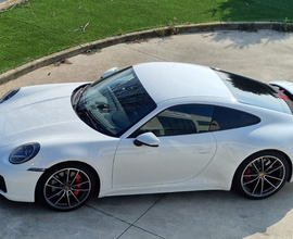 Porsche 911 Carrera 4 S