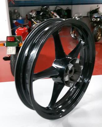 Cerchio posteriore SUZUKI SIXTEEN 125 150