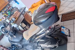 Piaggio Beverly 400