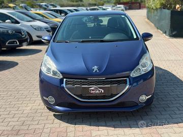 Peugeot 208 1.4 e-HDi 68 CV S&S robotizzato 5 port