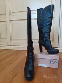 stivali vera pelle numero 38