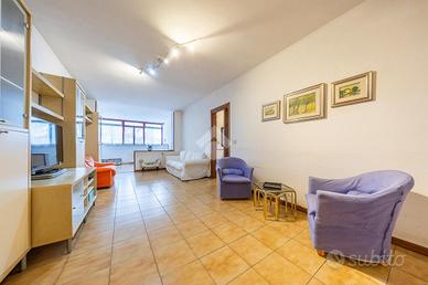 3 LOCALI A GUIDONIA MONTECELIO