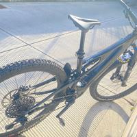 BICI E BIKE TURBO LEVO SL SOECIALIZED TAGLIA M