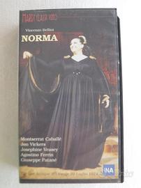 Videocassetta VHS "Norma" opera di V. Bellini 1974