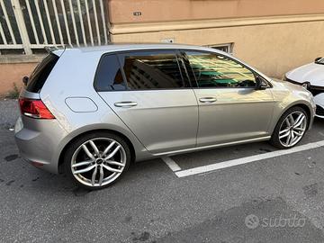 Volkswagen Golf 7 highline Bluemotion