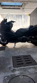 maxi scooter kymco ak 550