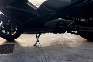 maxi scooter kymco ak 550