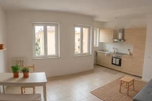 MURATELLA - bilocale con BALCONE