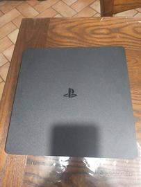 PS4 slim 