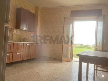 Appartamento con Due Posti Auto Crispano