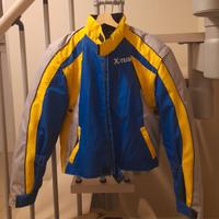 Giubbotto moto con protezioni