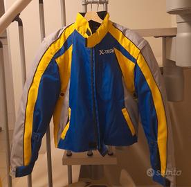 Giubbotto moto con protezioni