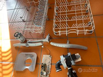 Ricambi lavastoviglie indesit dis16