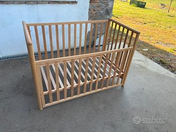 Lettino per bambini con cassetto