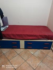 letto con cassettoni più materasso.