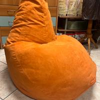 Poltrona sacco arancione in alcantara