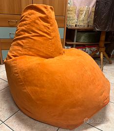 Poltrona sacco arancione in alcantara