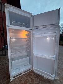 Frigo da incasso INDESIT con trasporto