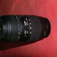 Sigma apo  70-300 mm f 4-5.6