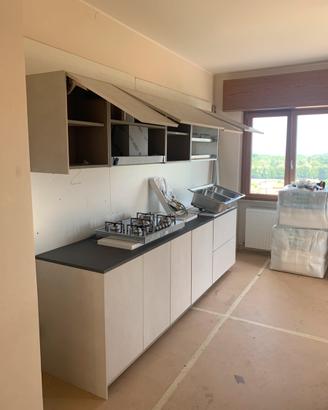 Cucina componibile nuova