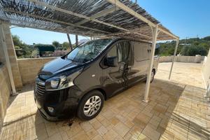 Opel vivaro 9 posti
