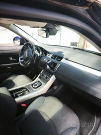 Range Rover Evoque 2.0 TD4 150 CV 5p. Pure