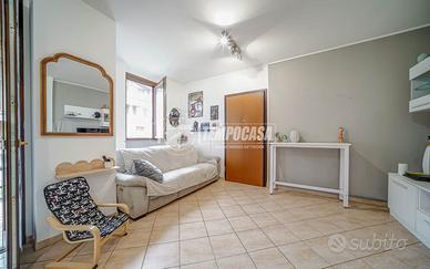 MODERNO TRILOCALE CON GIARDINO A CAIRATE