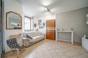 MODERNO TRILOCALE CON GIARDINO A CAIRATE