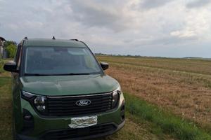 Ford Tourneo Courier con garanzia 5 anni