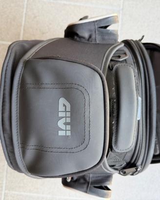 Borsa Givi Tanklock 20 litri espandibile XS308