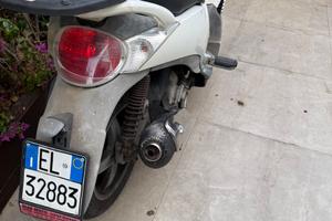 Aprilia Scarabeo 300 - 2018