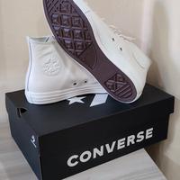 Scarpe Converse All Star Chuck Taylor nuove pelle