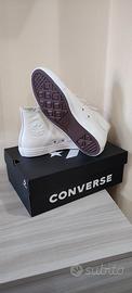 Scarpe Converse All Star Chuck Taylor nuove pelle