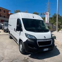 Peugeot Boxer 2.2 BlueHDi 140cv L2H2