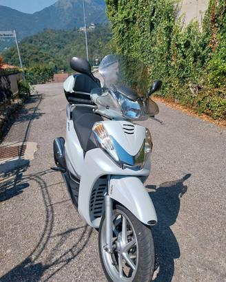 Honda SH 300i 2011