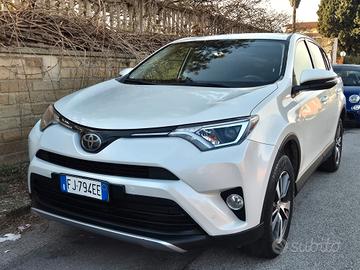 rav 4 2.0 d4d 