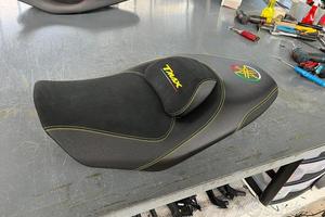 RIVESTIMENTO SELLA TMAX COVER SEAT ANNO 2022 NEW!